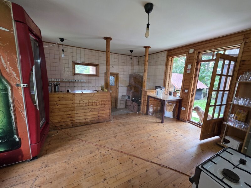 Valea Doftanei, pensiune cu 70 locuri cazare de inchiriat